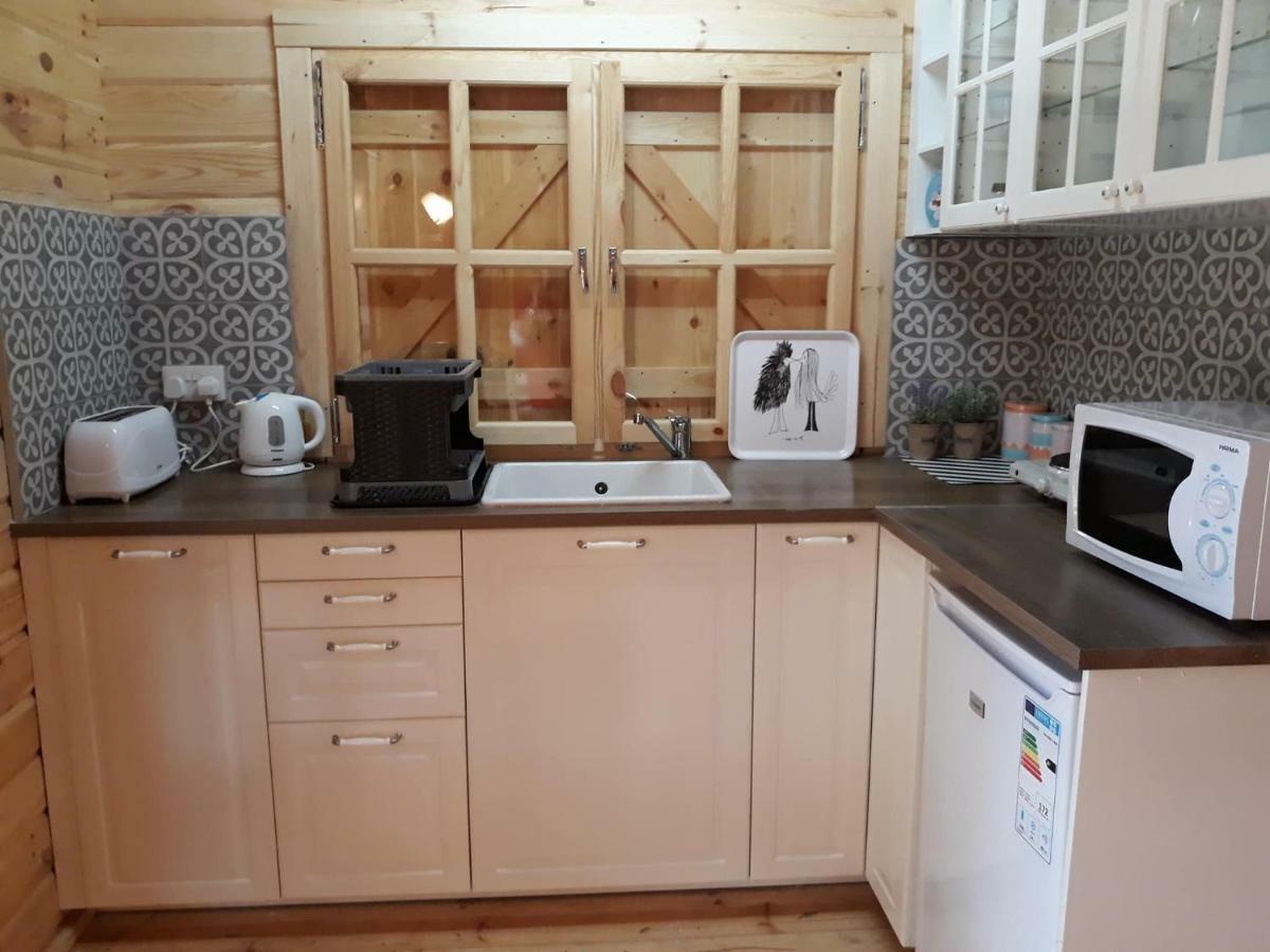 Cyprus Glamping Park Hotel Agios Theodoros Ngoại thất bức ảnh