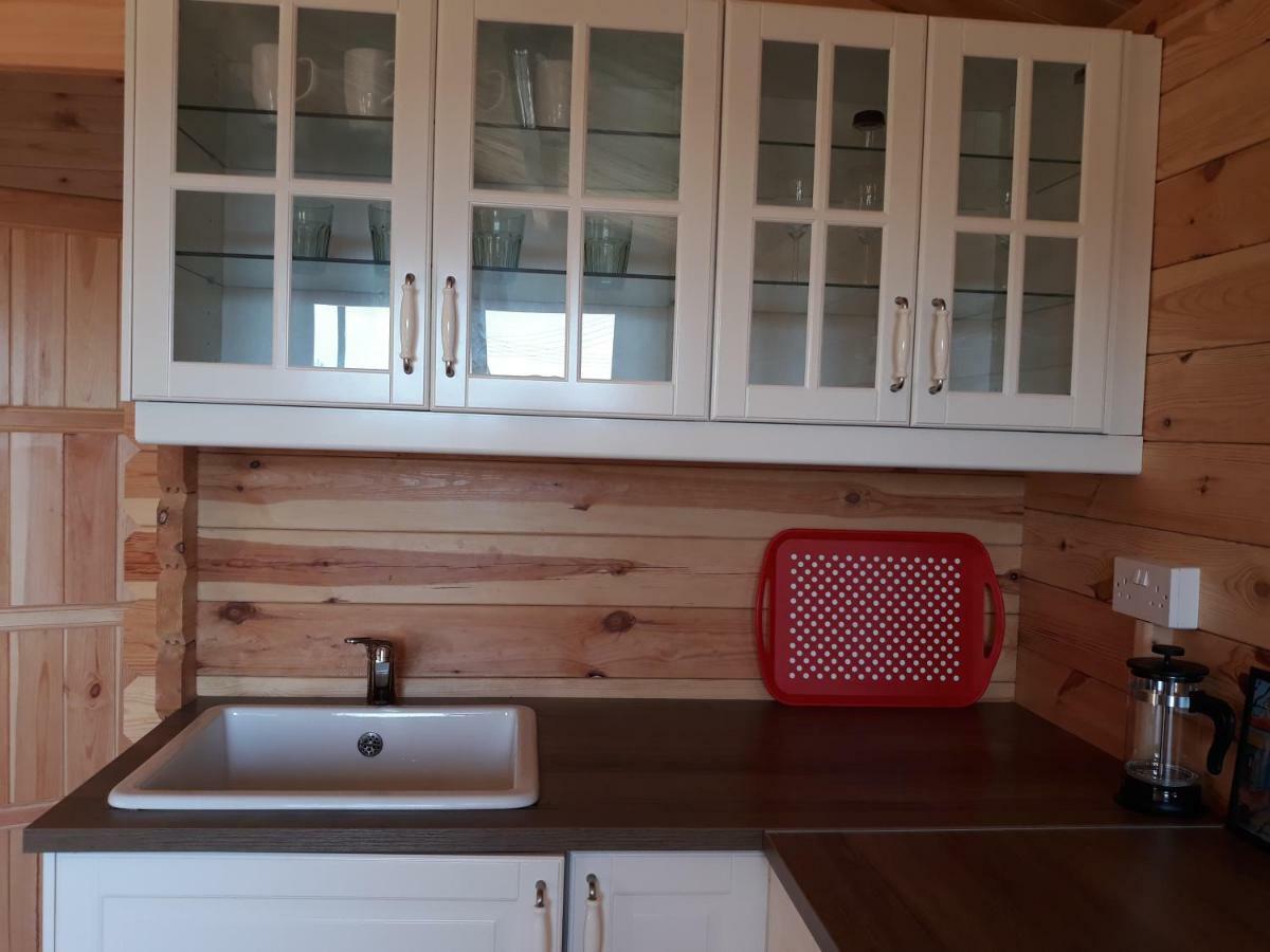 Cyprus Glamping Park Hotel Agios Theodoros Ngoại thất bức ảnh